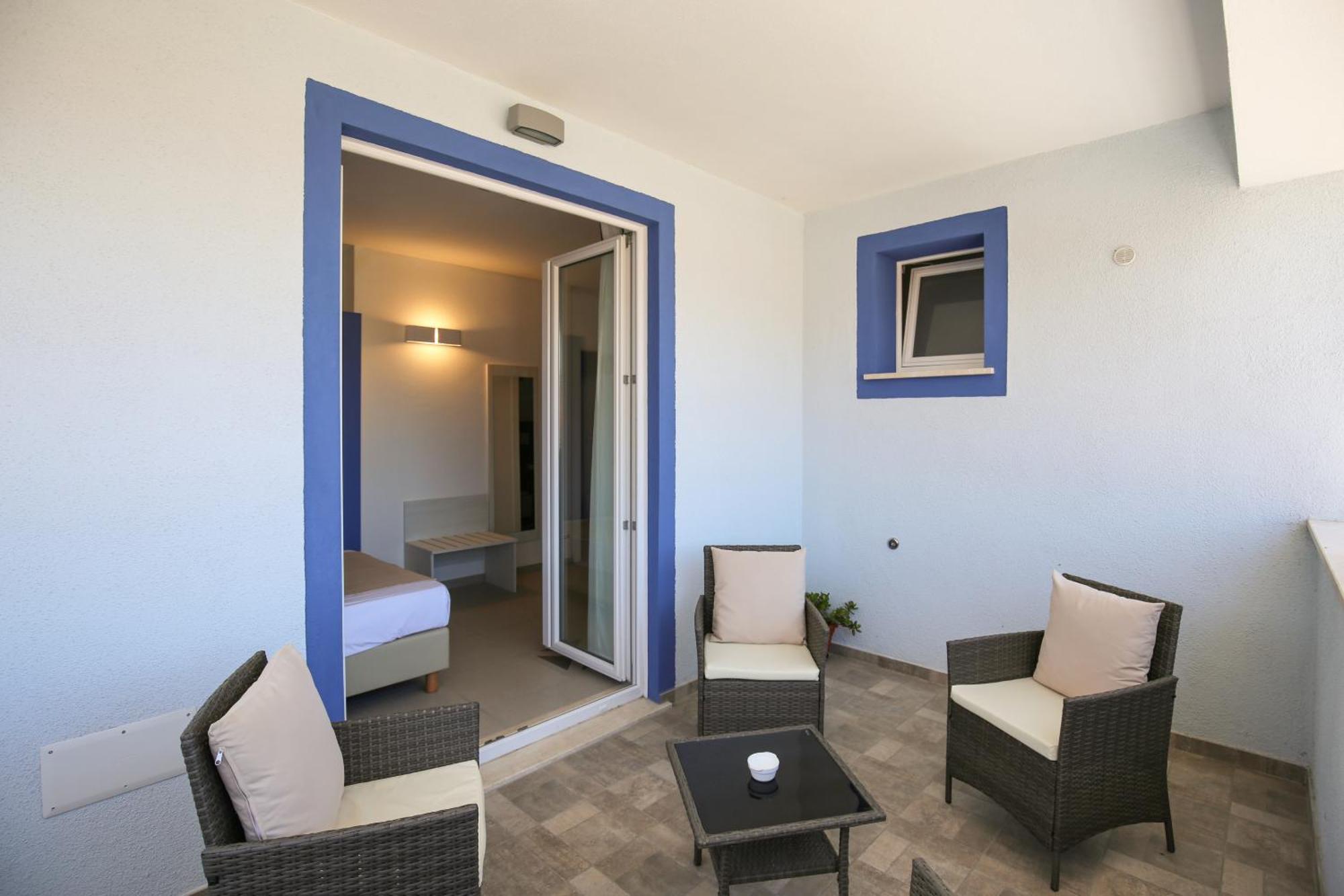 The Square Castelsardo Hotel Exterior photo