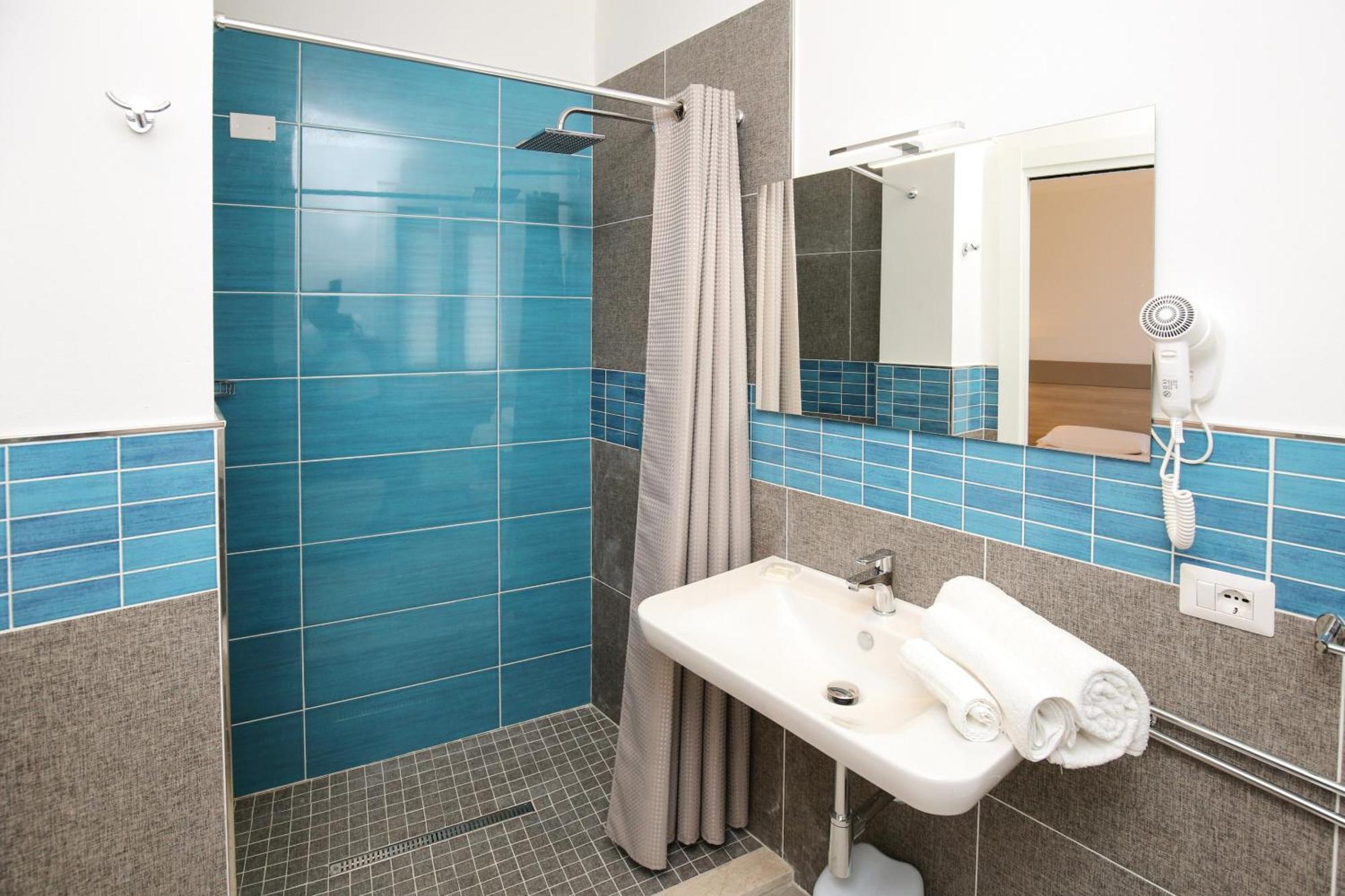 The Square Castelsardo Hotel Exterior photo